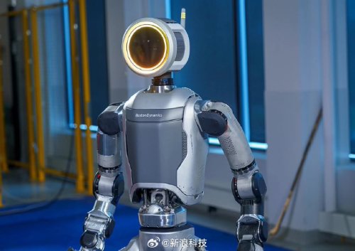 波士頓動力推出全新電動人形機器人 能表情 會跳躍